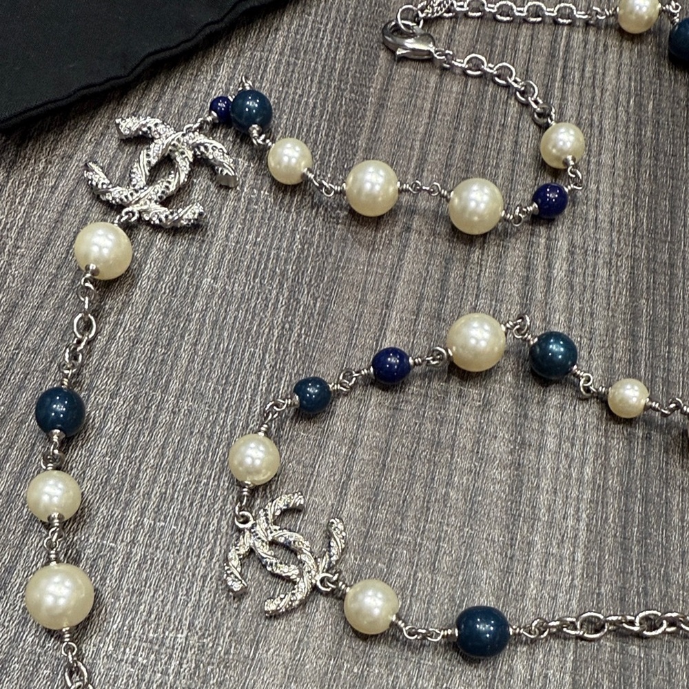 CHANEL Silver and Pearl Necklace with Blue Accents - Picture 3 of 6